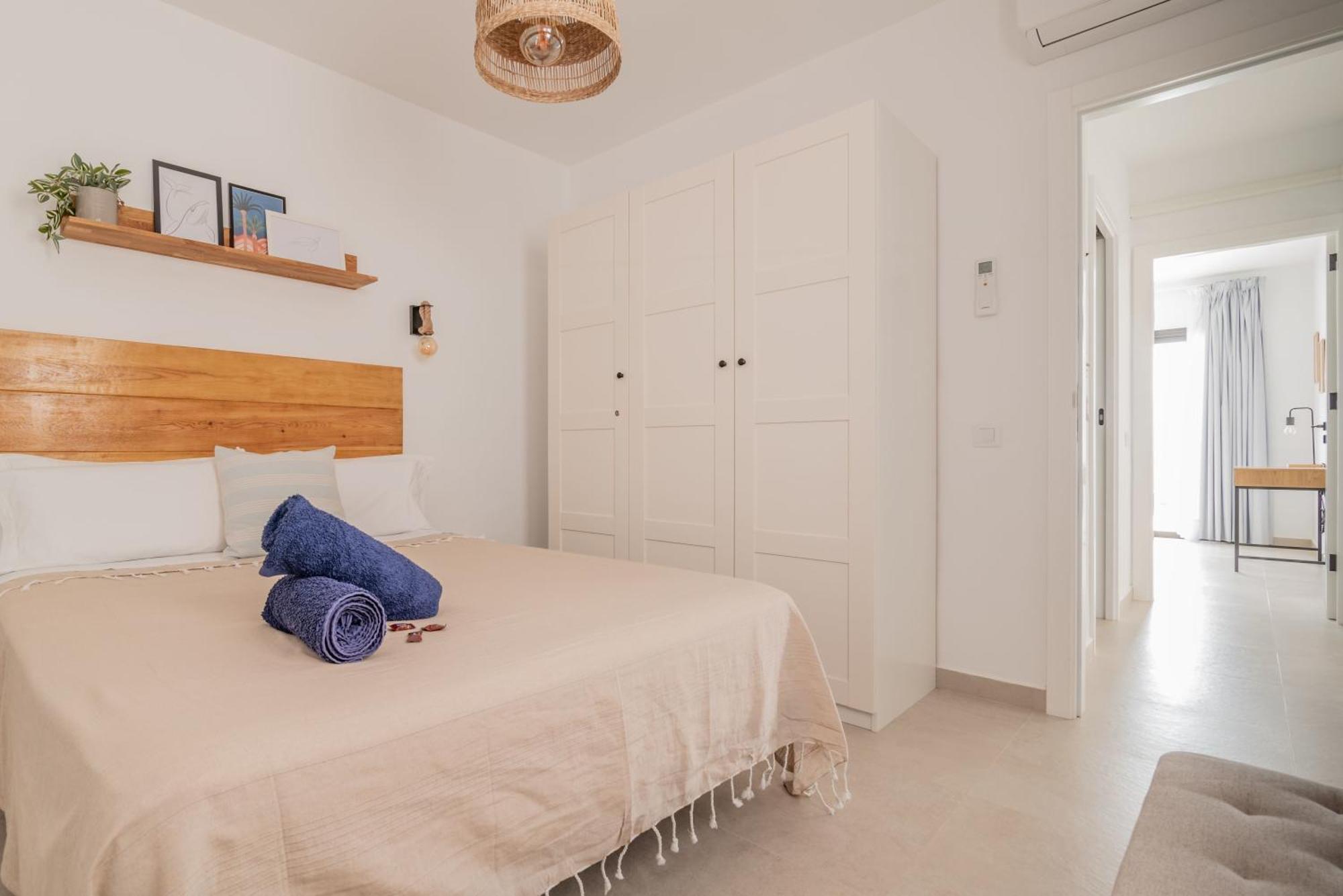 Апартаменты Seascape Heated Pool, Air-Con, View, Adult Only Коральео Экстерьер фото